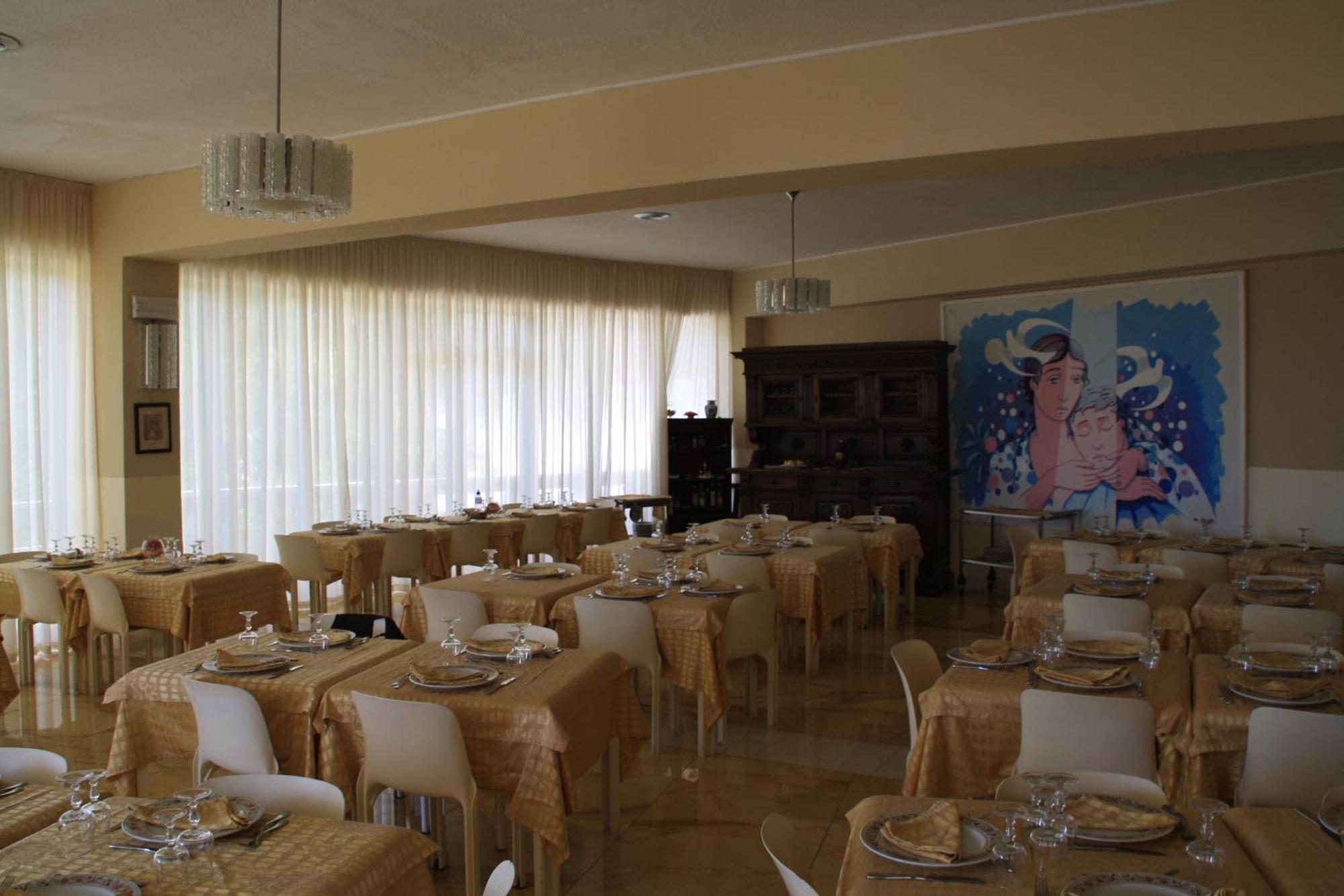 Hotel Villaggio Club Altalia Brancaleone Exterior photo